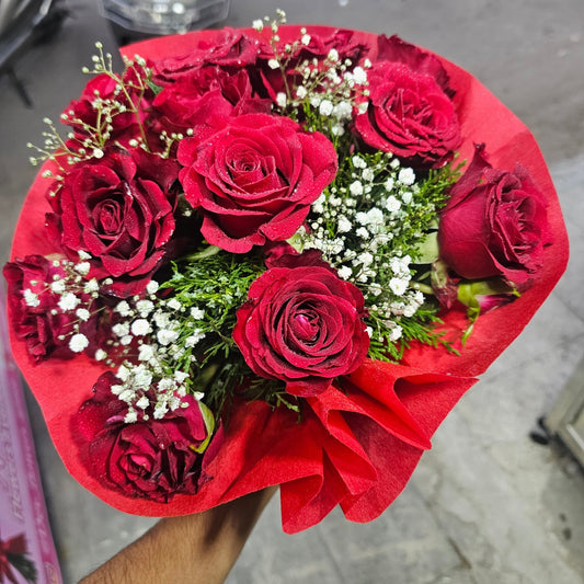 Classic Red Rose Bouquet 🌹 | Romantic Gift at Just ₹650 - Ajmer Gift Charm