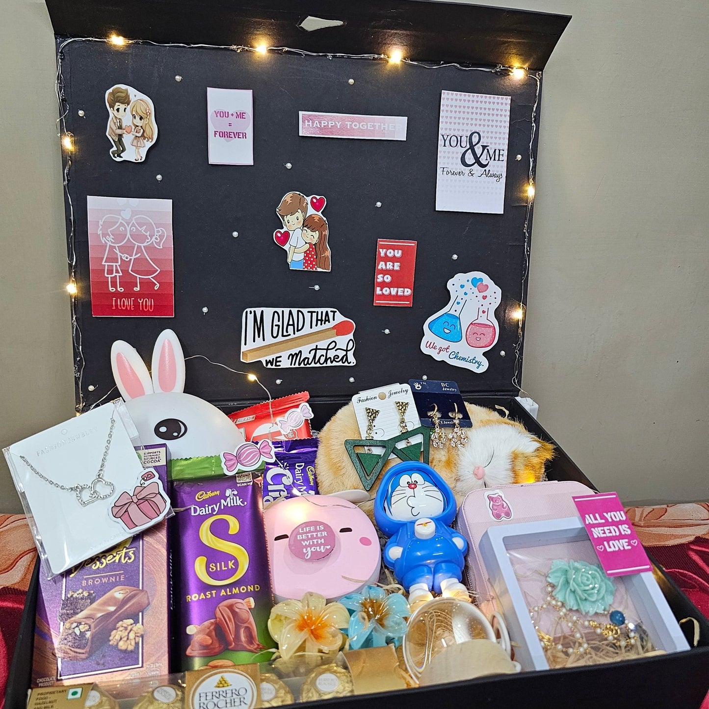 Gift Hamper for Her 🌸 - Ajmer Gift Charm