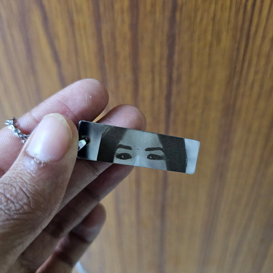 Personalized Photo Engraved Pendant Keychain – Custom Memory Keepsake - Ajmer Gift Charm