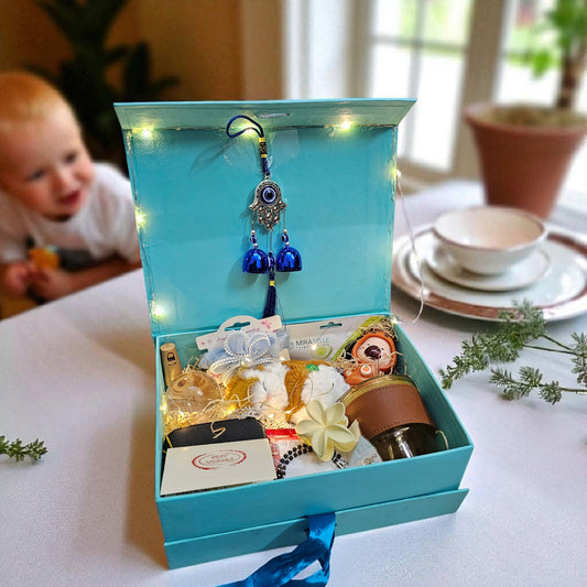 Cute Ribbon Box Gift Hamper – Cat Sipper, Lamp, Jewellery & More (Under ₹1500)