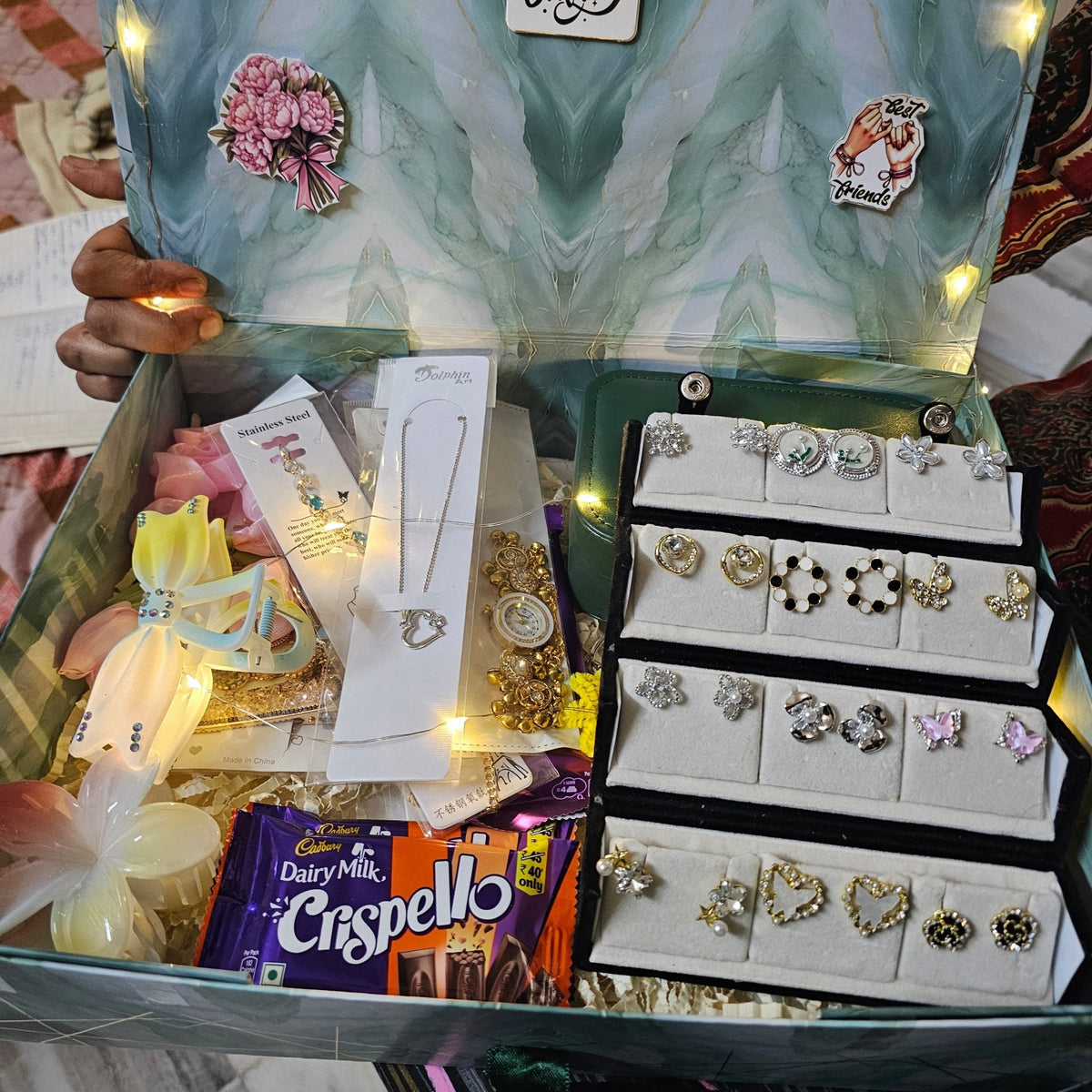 Best Seller Gift Hamper for Her Under ₹3000 | Premium Jewellery & Beauty Hamper - Ajmer Gift Charm