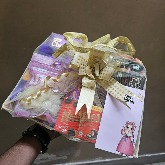 Elegant Gift Tray Hamper 🎁✨ | Premium Wrapped Surprise Box - Ajmer Gift Charm