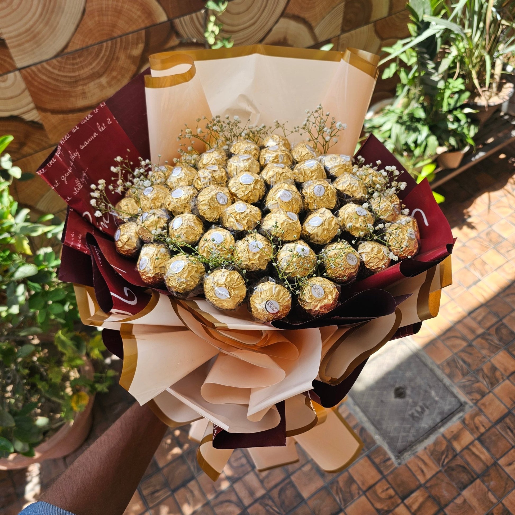 Ferrero Rocher Chocolate Bouquet | Luxury Ferrero Gift Bouquet - Ajmer Gift Charm