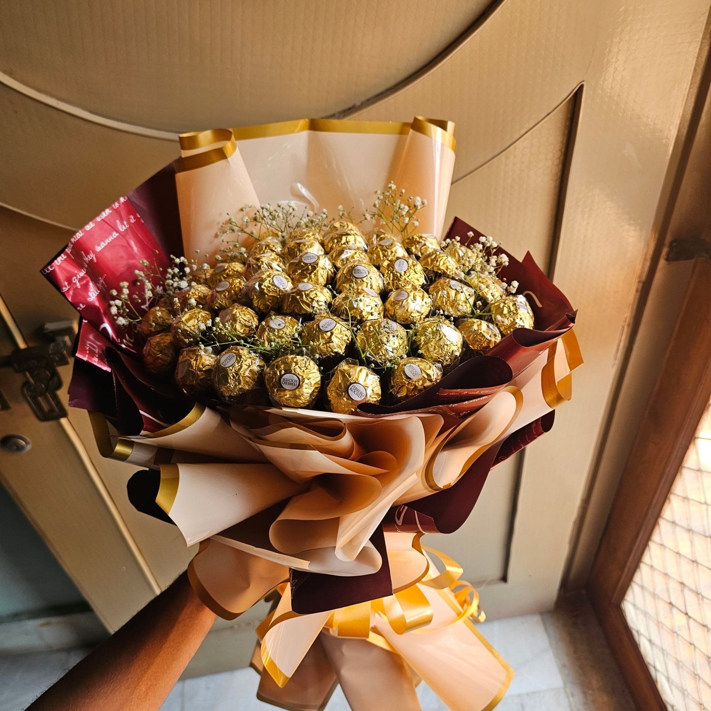 Ferrero Rocher Chocolate Bouquet | Luxury Ferrero Gift Bouquet - Ajmer Gift Charm