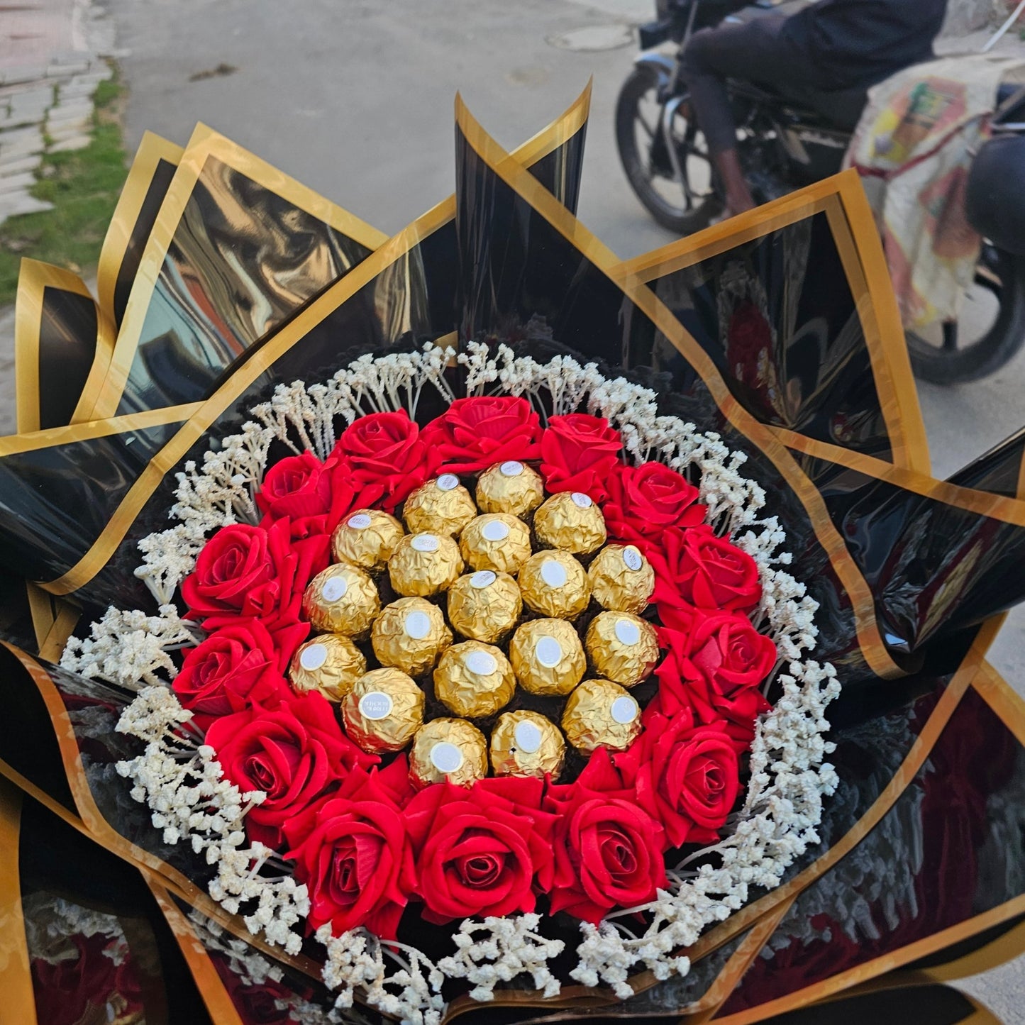 Luxury Ferrero Rose Bouquet 💐🍫 | Premium Romantic Gift - Ajmer Gift Charm