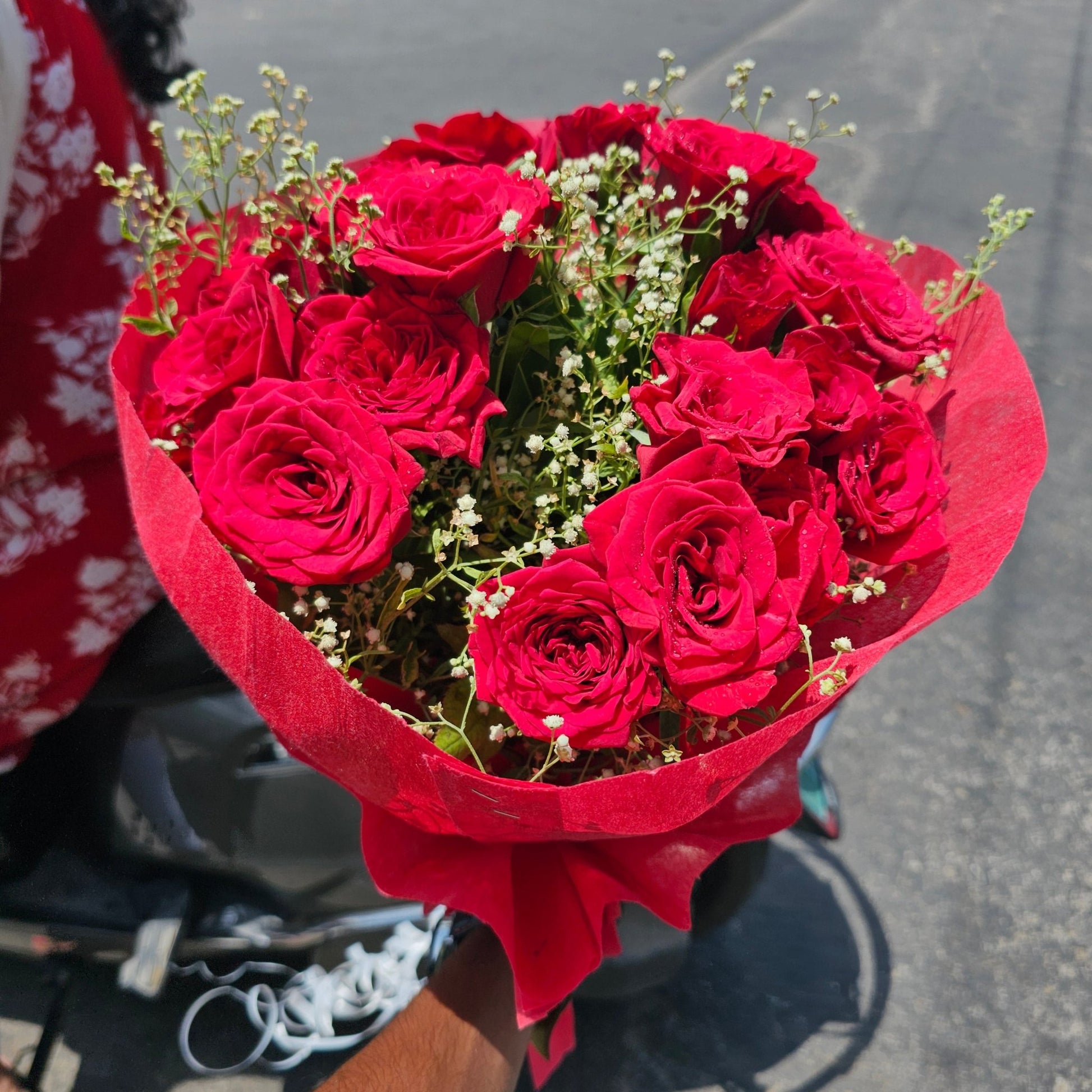 "Red Rose Bouquet – The Language of Love" - Ajmer Gift Charm